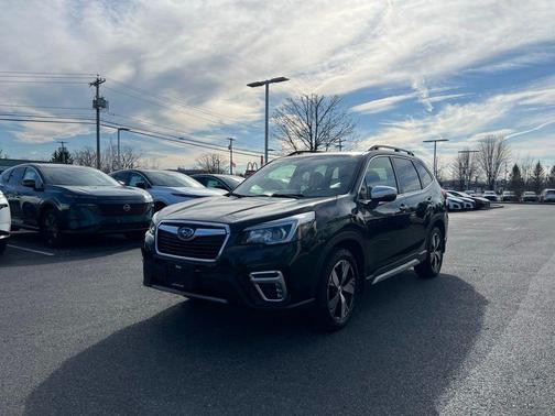 Crystal Black Silica 2020 Subaru Forester Touring