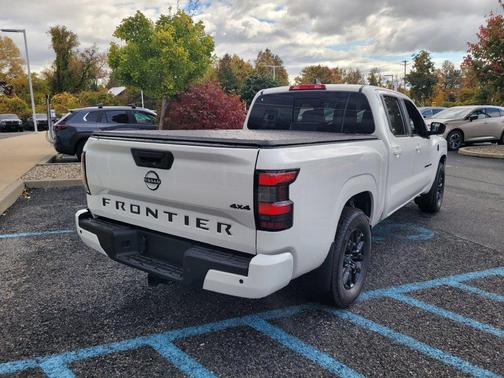 Glacier White 2027 Nissan Frontier SV