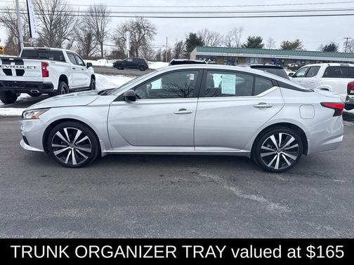 2022 Nissan Altima 2.5 SR