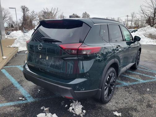 Obsidian Black 2026 Nissan Rogue Dark Armor