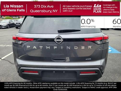 2025 Nissan Pathfinder SV