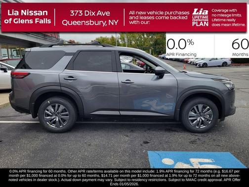 2025 Nissan Pathfinder SV