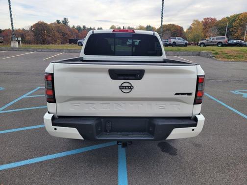 Glacier White 2027 Nissan Frontier SV