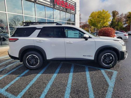 2025 Nissan Pathfinder Rock Creek