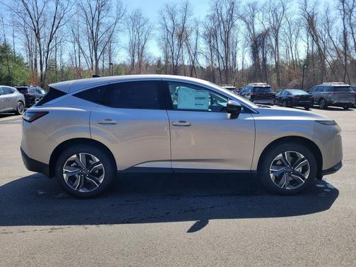 Champagne Silver 2026 Nissan Murano SL