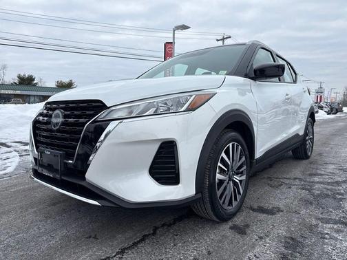 2024 Nissan Kicks SV