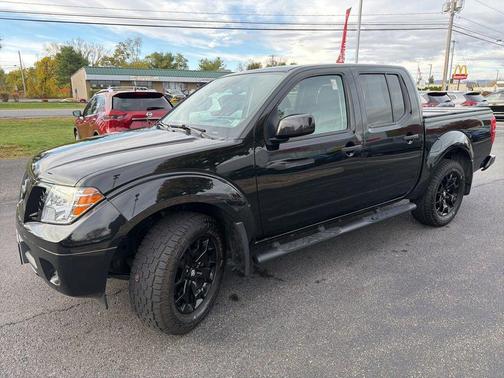 2021 Nissan Frontier SV
