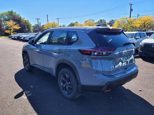 Boulder Gray Pearl 2027 Nissan Rogue SV