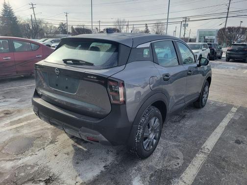 Gun Metallic 2026 Nissan Kicks S