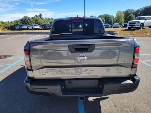 Gun Metallic 2026 Nissan Frontier S
