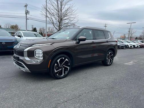 2022 Mitsubishi Outlander SEL