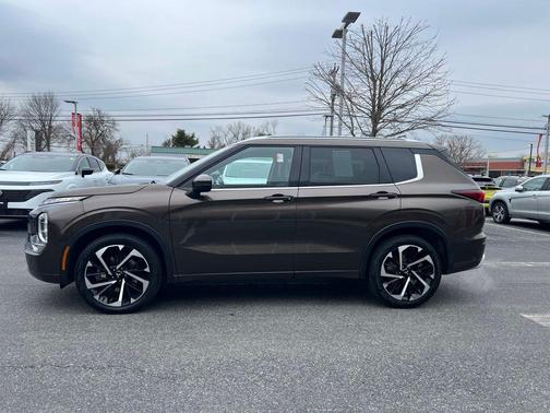 2022 Mitsubishi Outlander SEL