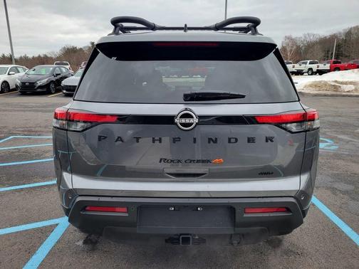 2025 Nissan Pathfinder Rock Creek