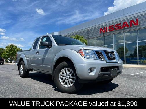 Brilliant Silver 2018 Nissan Frontier SV