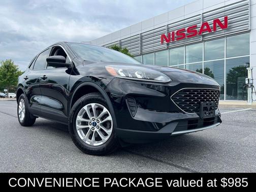 Black Metallic 2021 Ford Escape SE