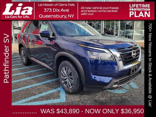 2025 Nissan Pathfinder SV