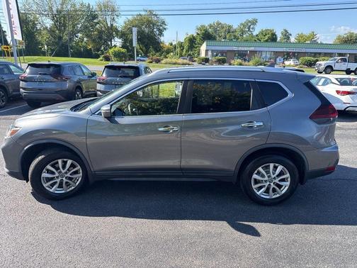 2020 Nissan Rogue SV