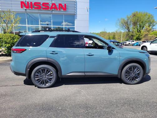 Baltic Teal 2026 Nissan Pathfinder SL