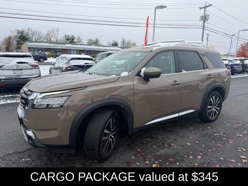 2023 Nissan Pathfinder Platinum