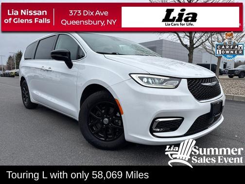 Bright White Clearcoat 2024 Chrysler Pacifica Touring-L