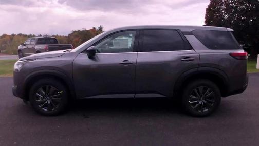 2025 Nissan Pathfinder S