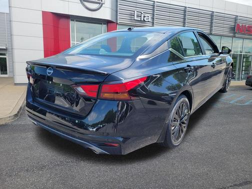 Black 2026 Nissan Altima SV