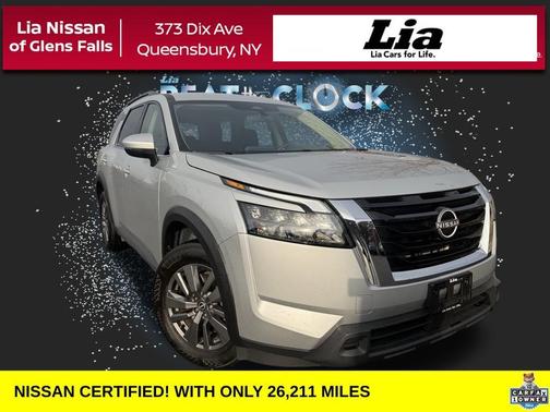 2024 Nissan Pathfinder SV