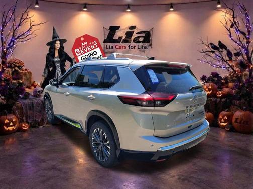 Champagne Silver 2026 Nissan Rogue Platinum
