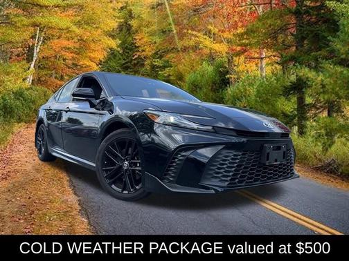 Midnight Black Metallic 2025 Toyota Camry SE