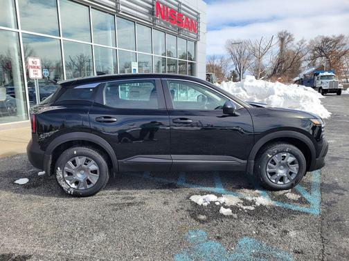 Super Black 2026 Nissan Kicks S