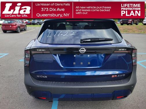 Deep Blue Pearl 2026 Nissan Kicks SR
