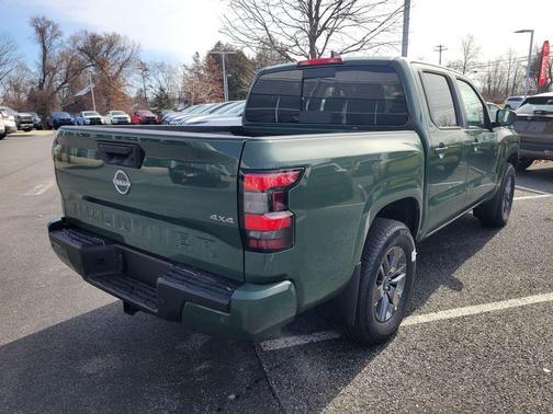 Green 2026 Nissan Frontier SV