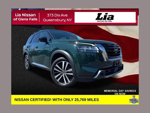 2 Tone Green / Black Roof 2023 Nissan Pathfinder Platinum
