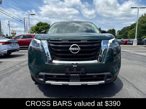 2 Tone Green / Black Roof 2023 Nissan Pathfinder Platinum