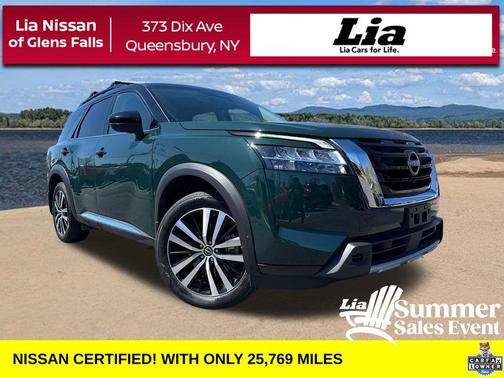2 Tone Green / Black Roof 2023 Nissan Pathfinder Platinum
