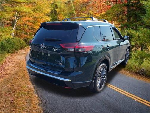 Obsidian Black 2026 Nissan Rogue Platinum