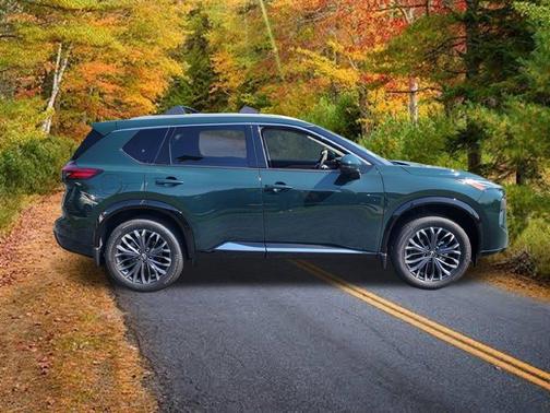 Obsidian Black 2026 Nissan Rogue Platinum