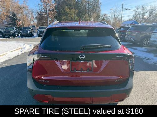 2025 Nissan Kicks SV