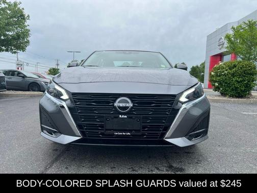 Gun Metallic 2024 Nissan Altima 2.5 SV