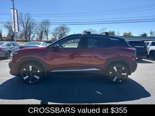 2t Red Blk Roof 2025 Nissan Kicks SR