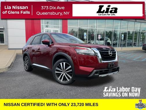 Scarlet Ember 2023 Nissan Pathfinder Platinum