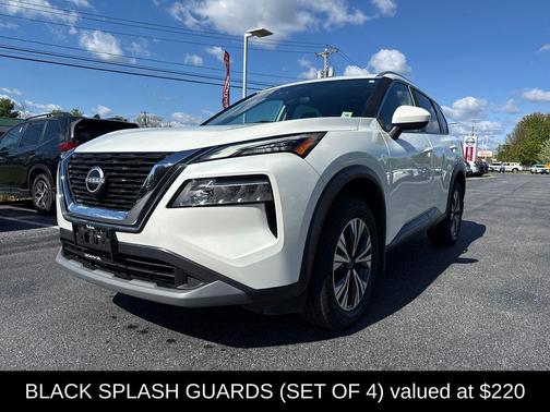 White 2023 Nissan Rogue SV