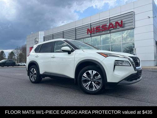 White 2023 Nissan Rogue SV