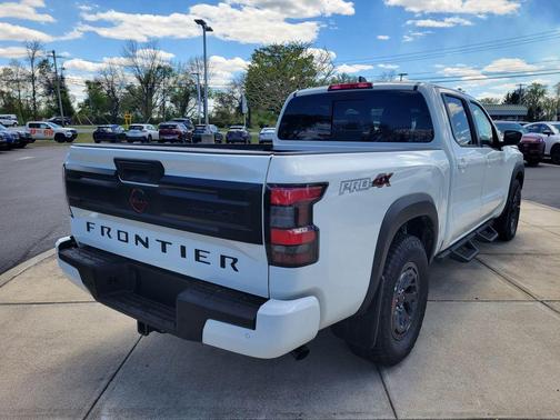 Glacier White 2026 Nissan Frontier PRO-4X