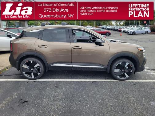 Canyon Bronze M 2026 Nissan Kicks SR