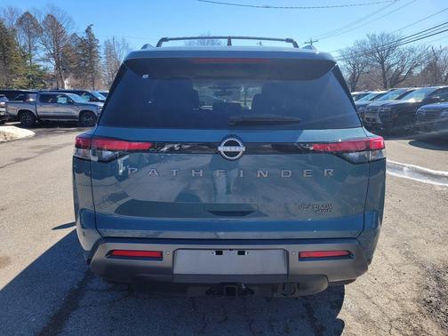 Baltic 2026 Nissan Pathfinder Platinum