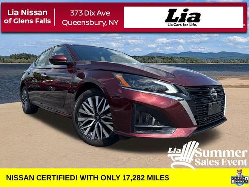 Garnet Pearl Me 2024 Nissan Altima 2.5 SV