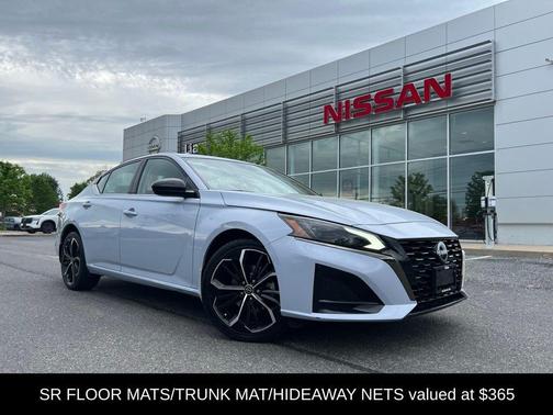 Gray Sky Pearl 2023 Nissan Altima 2.5 SR