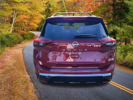 Scarlet Ember Tintcoat 2026 Nissan Rogue Platinum