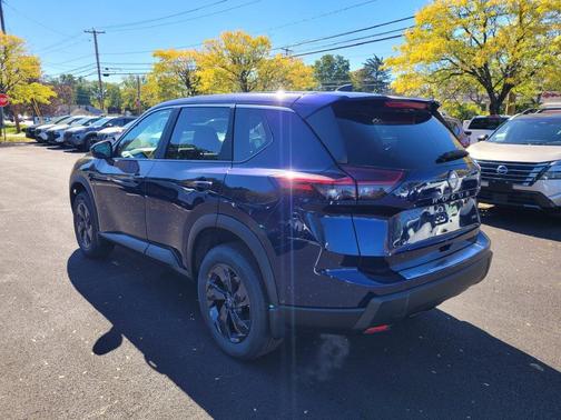 RCJ 2027 Nissan Rogue SV